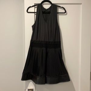 Cut 25 sleeveless dress size 2. Great condition